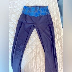 Lululemon yoga pants